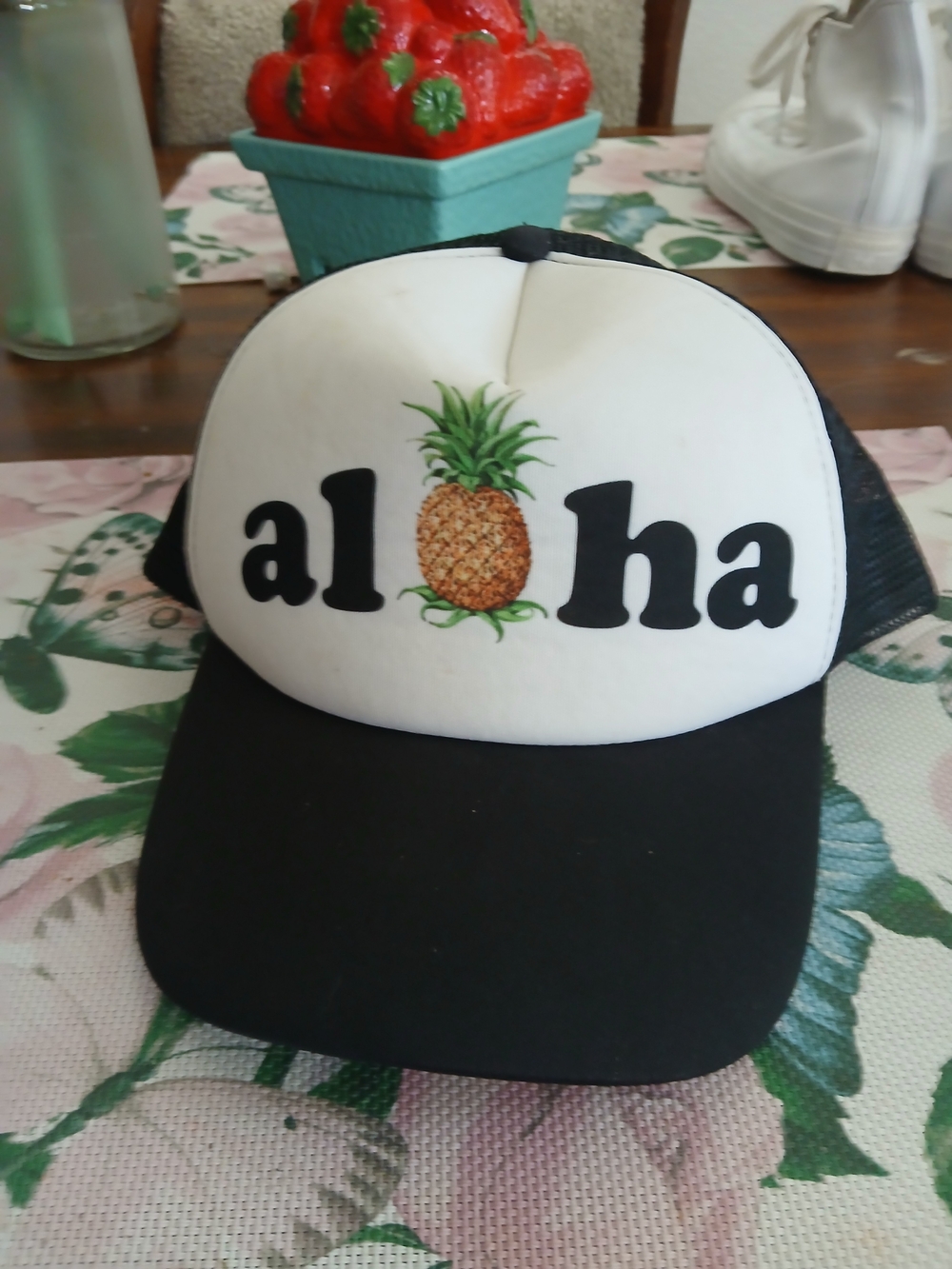 Aloha Pineapple Trucker Hat - Black & White